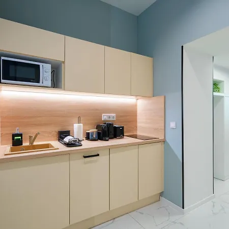 Premium Downtown Next To New York Cafe Βουδαπέστη